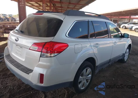 2010 Subaru Outback 2.5I Premium из США, поврежденный, VIN 4S4BRBGC9A3353052